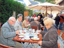 Apfelfest 10  Kaffee-Wiengarten.jpg